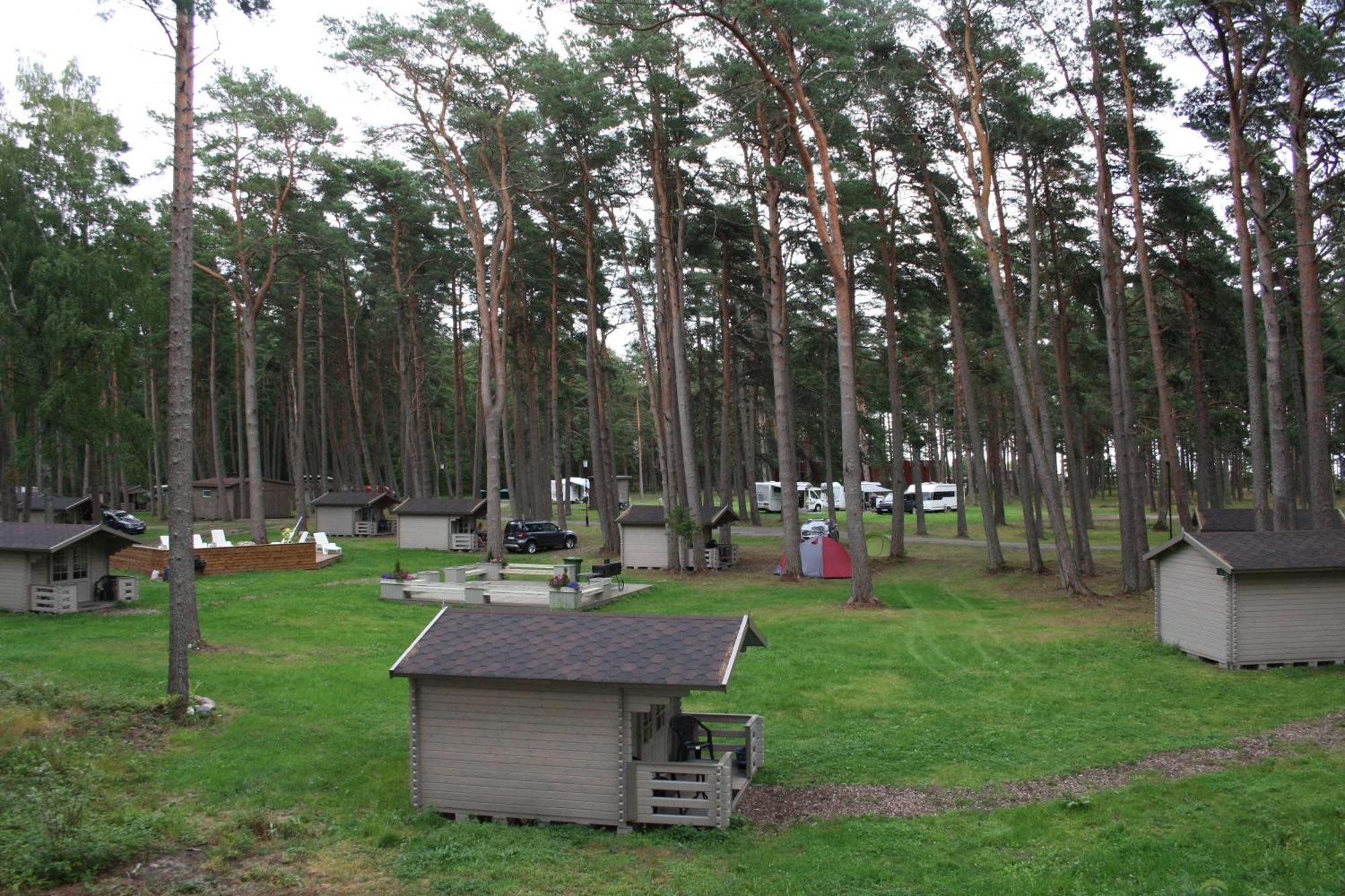 Valgeranna Puhkekeskus Hotel Bagian luar foto